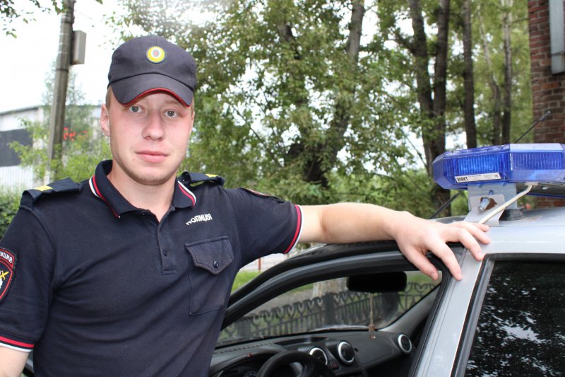 Младший сержант полиции из Шелехова задержал магазинного вора